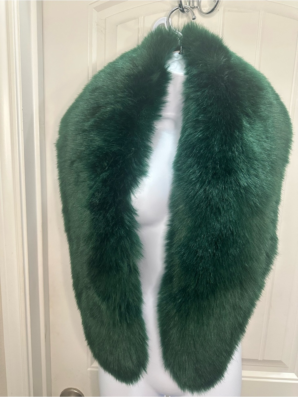 NWT Anthropologie Green Faux Fur Collar Shawl - 53 in